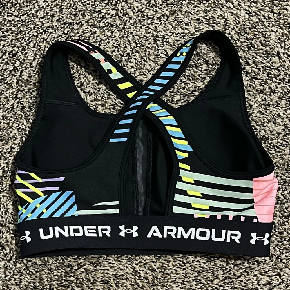 Under Armour Racerback Sports Bra - Picture 2 of 4